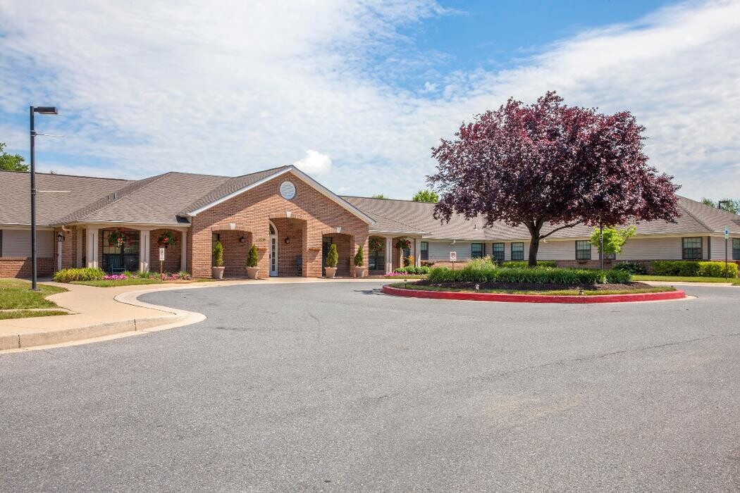 Images Charter Senior Living of Columbia