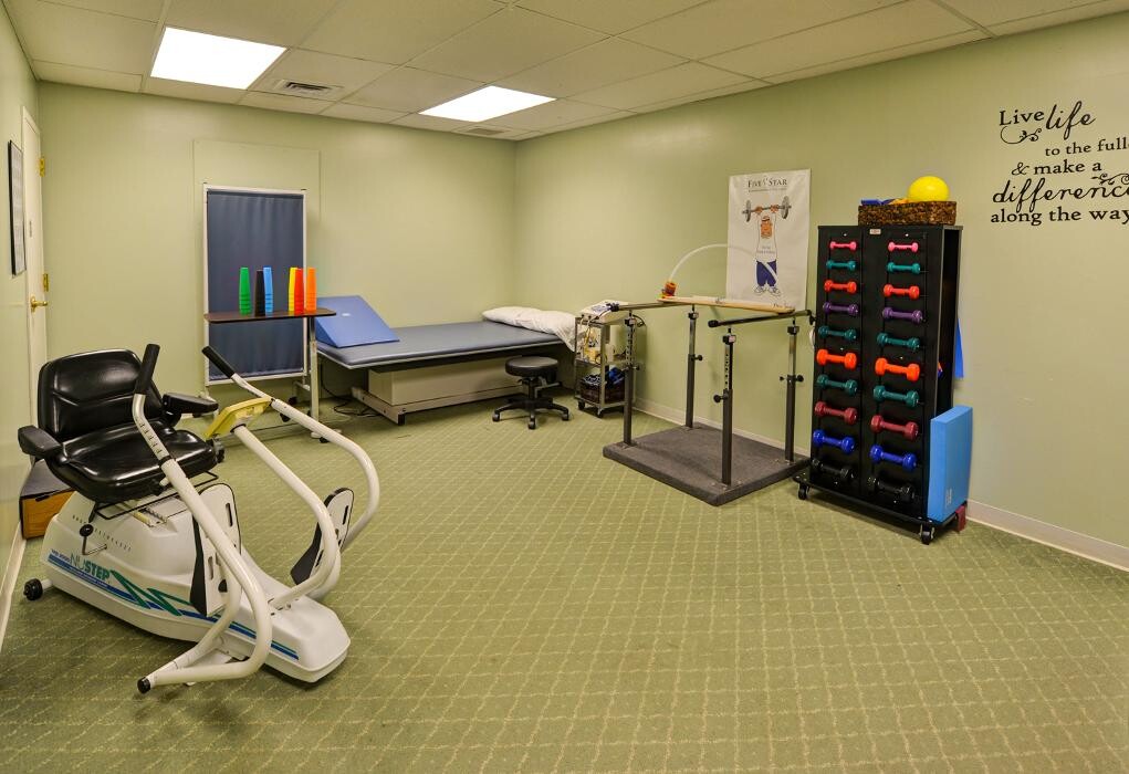 Images Charter Senior Living of Fredericksburg