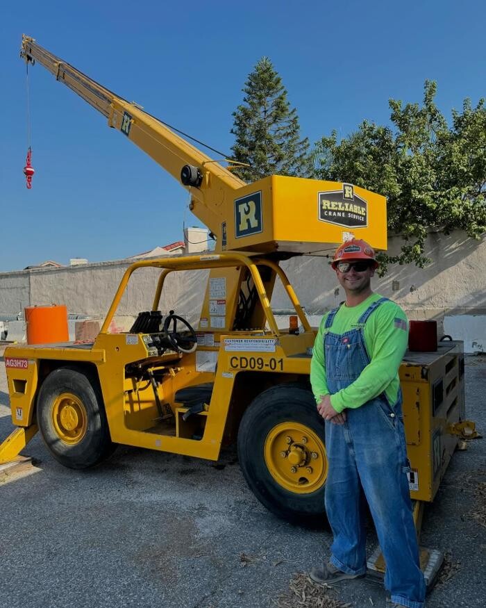 Images Reliable Crane Service