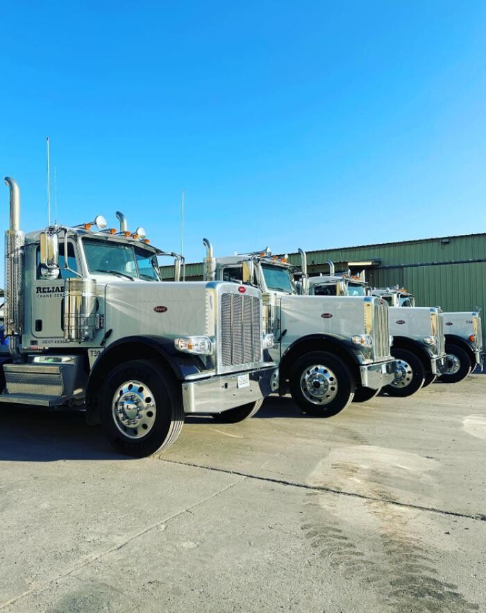 Images Reliable Crane Service