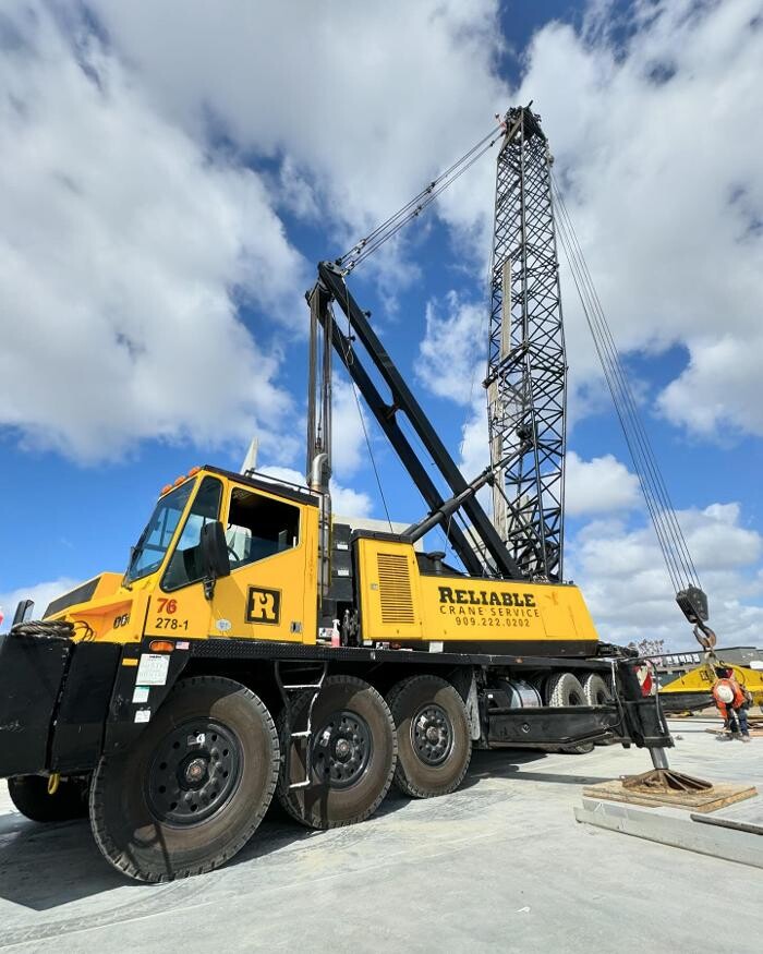 Images Reliable Crane Service