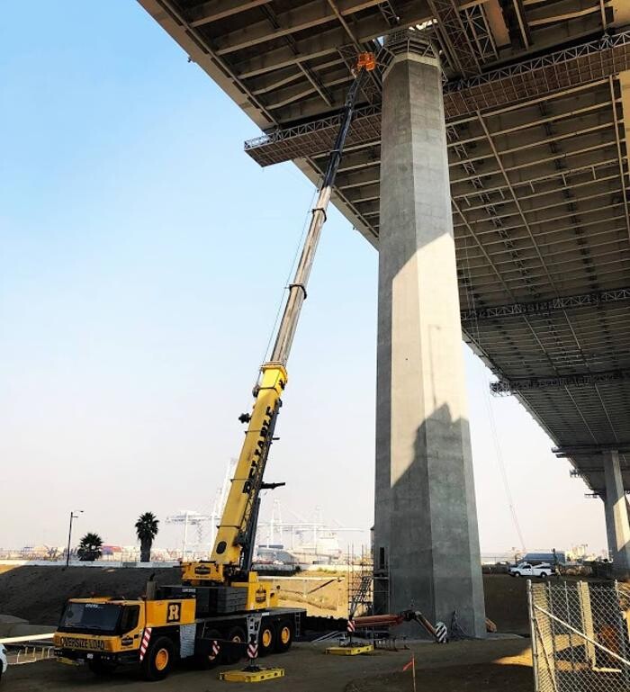 Images Reliable Crane Service