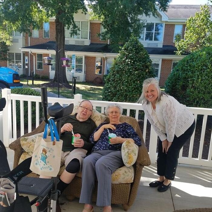 Images Serenity First Hospice