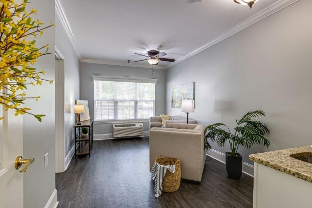 Images Charter Senior Living of Franklin