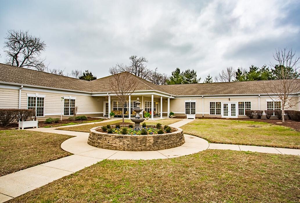 Images Charter Senior Living of Franklin