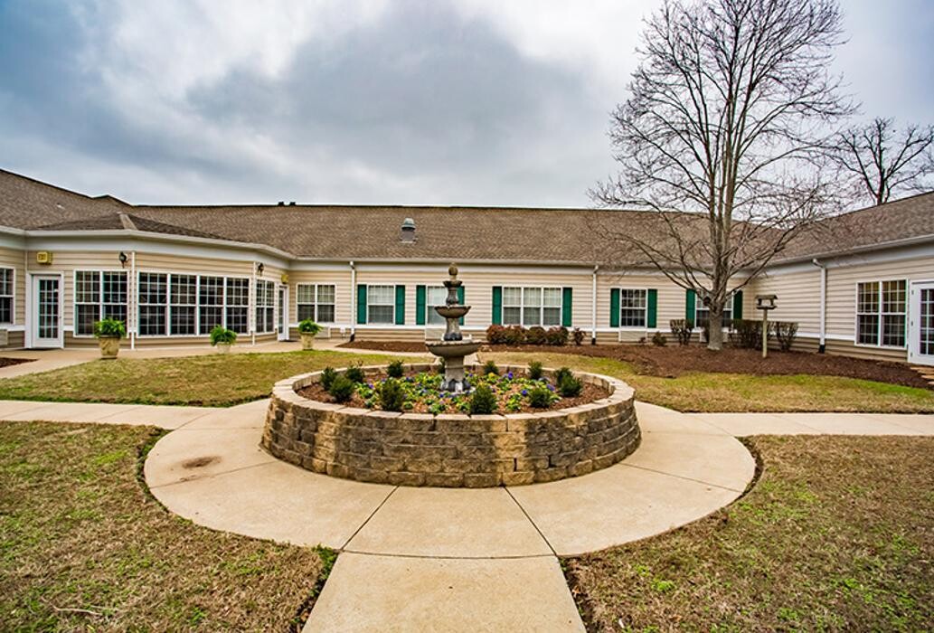 Images Charter Senior Living of Franklin