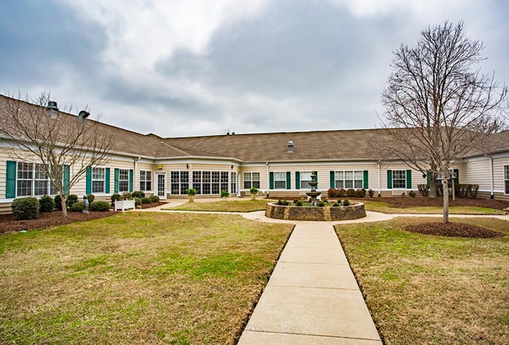 Images Charter Senior Living of Franklin