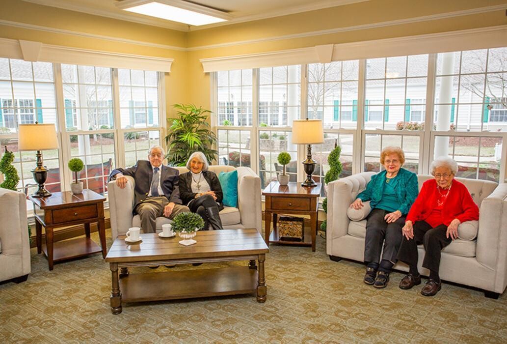 Images Charter Senior Living of Franklin