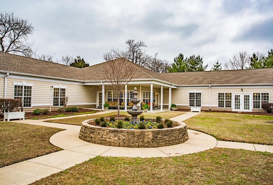 Images Charter Senior Living of Franklin