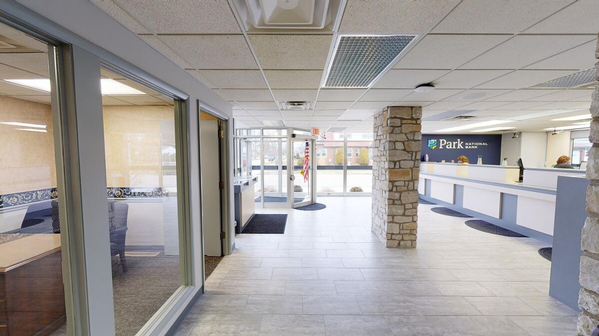 Images Park National Bank: Greenville Third Street Office