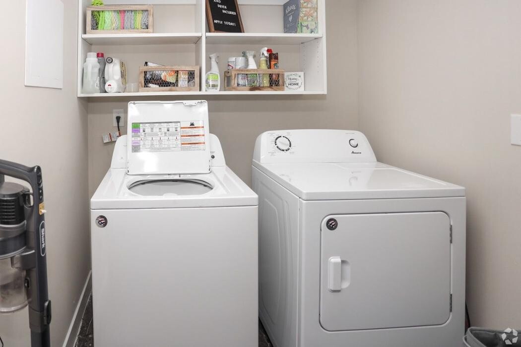 Images RiverFront Lofts