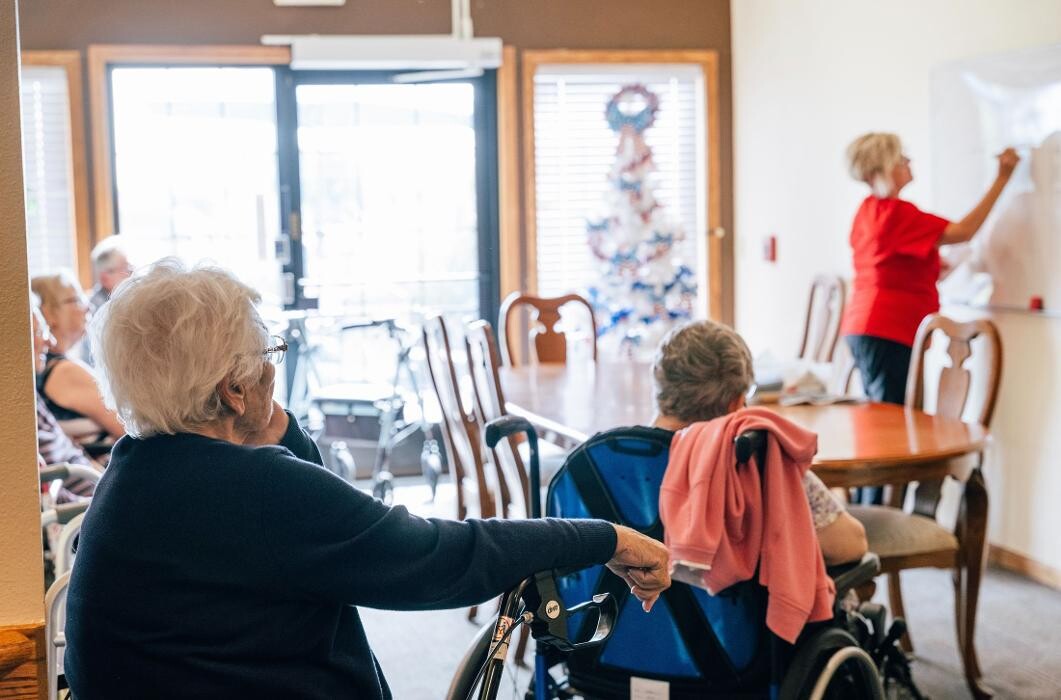 Images Harbor View Assisted Living