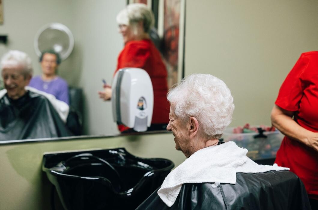 Images Harbor View Assisted Living