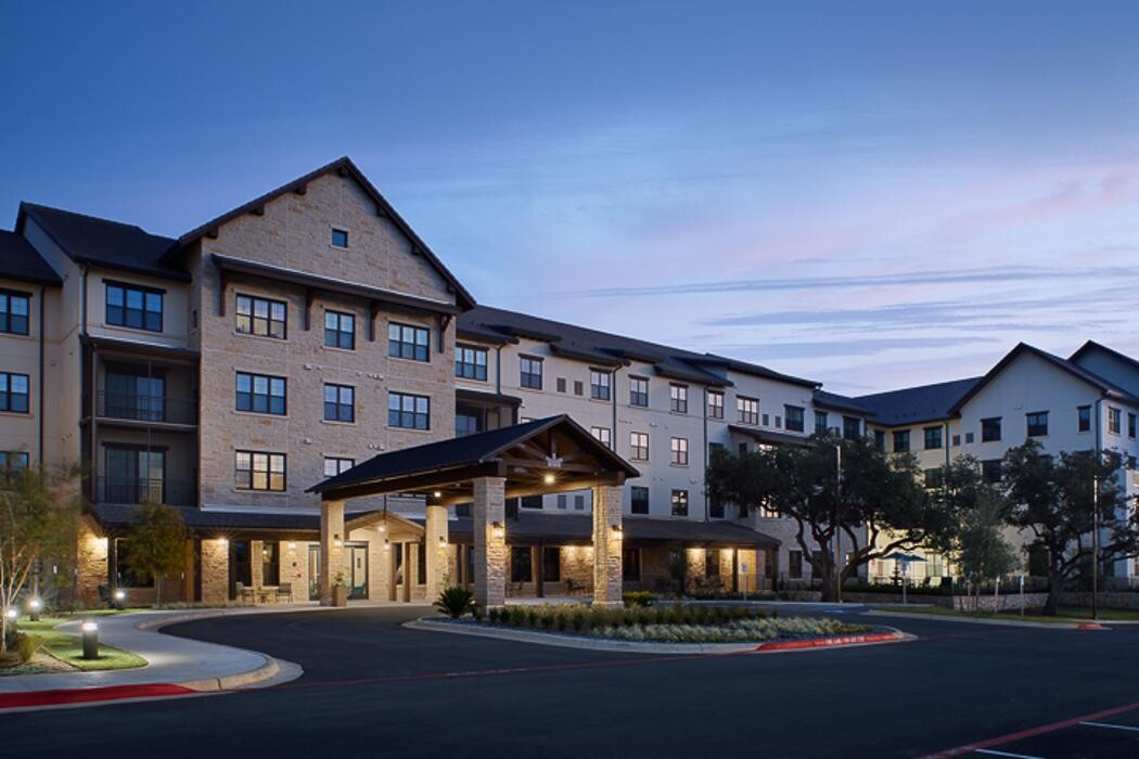 Images Grand Living At Georgetown