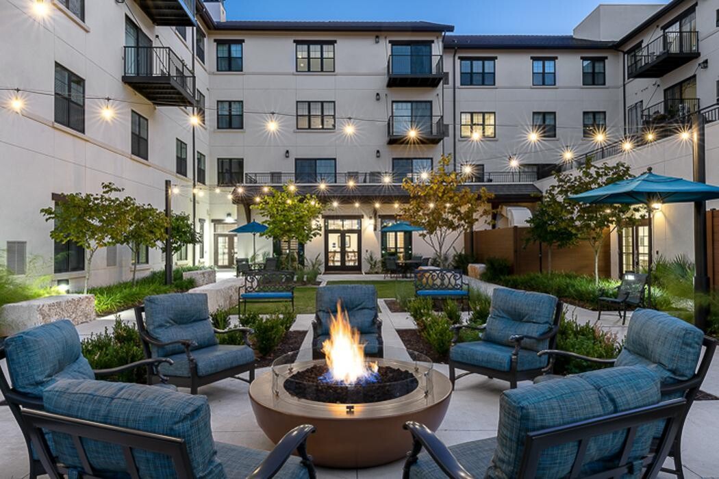Images Grand Living At Georgetown
