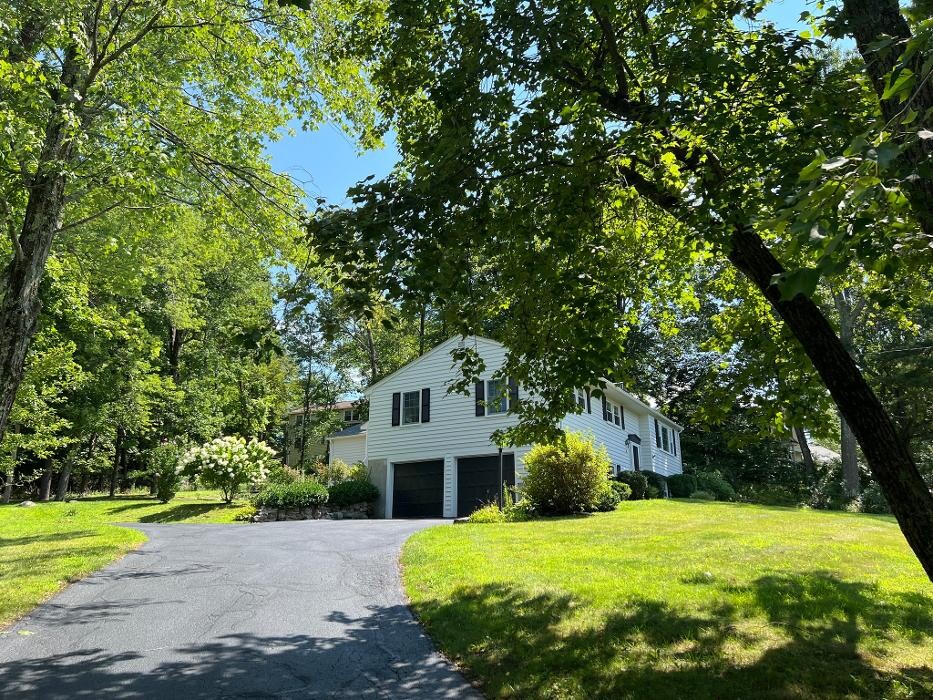 Images P. Sutherland Group - Realtor