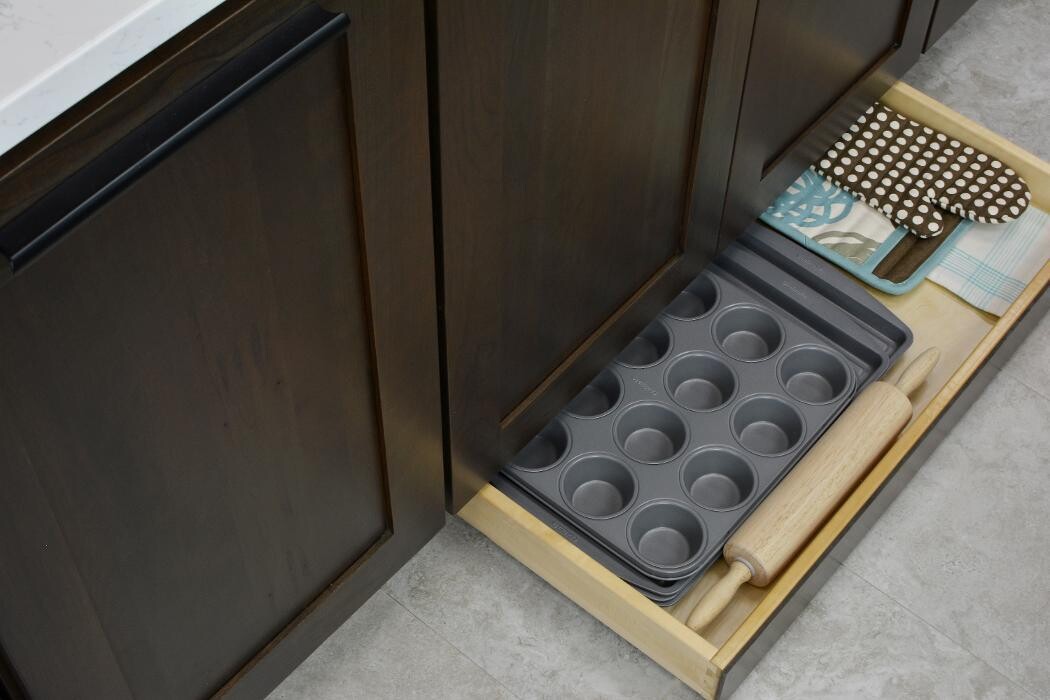 Images Dura Supreme Cabinetry