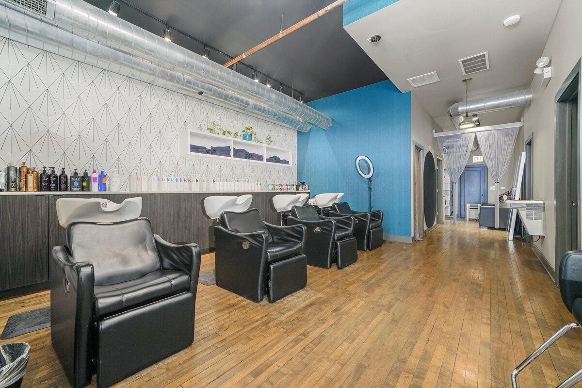 Images BANG! Salon