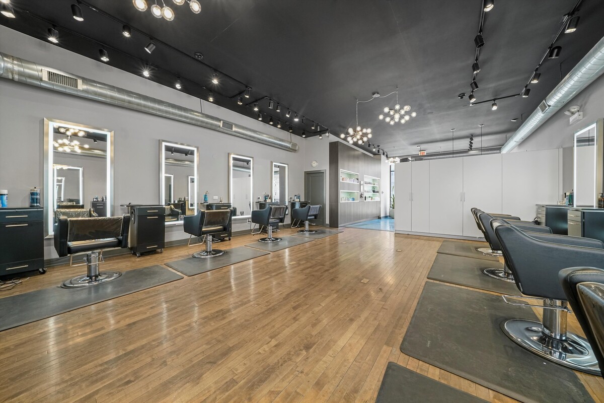 Images BANG! Salon