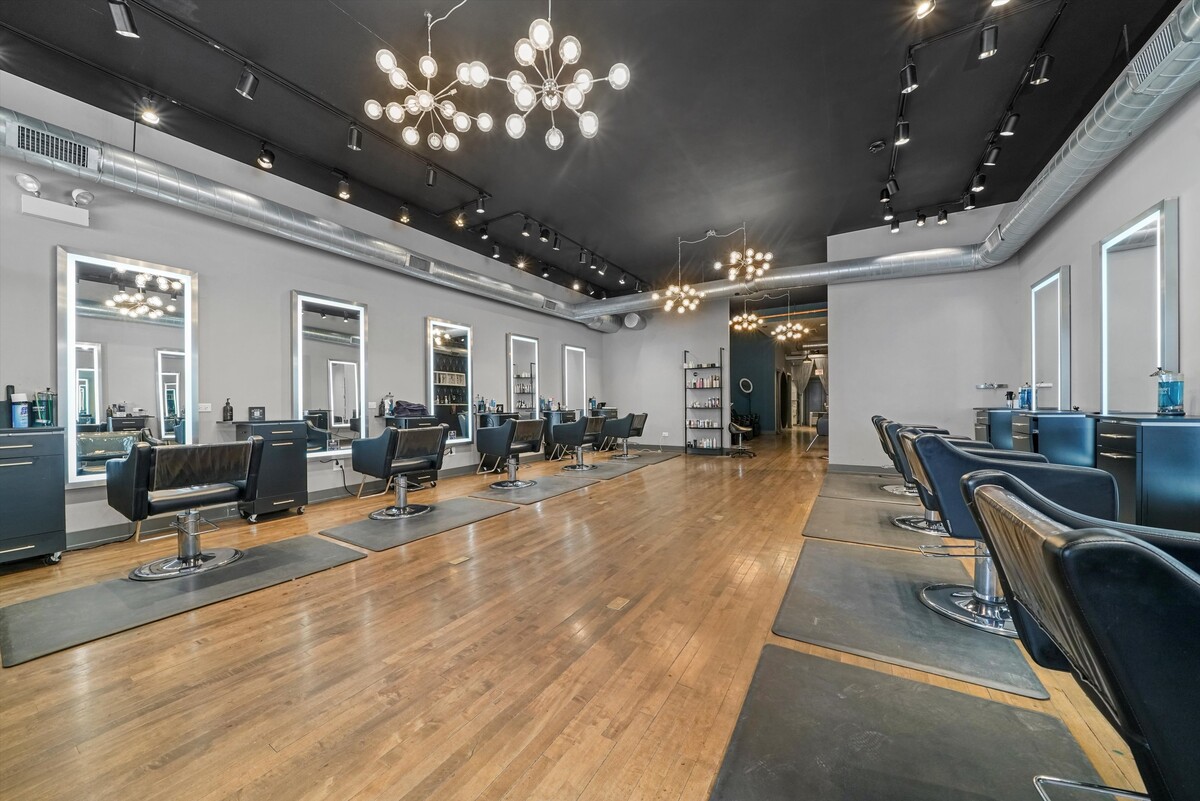 Images BANG! Salon