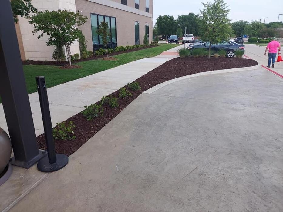 Images DNA GOE Landscaping & Maintenance