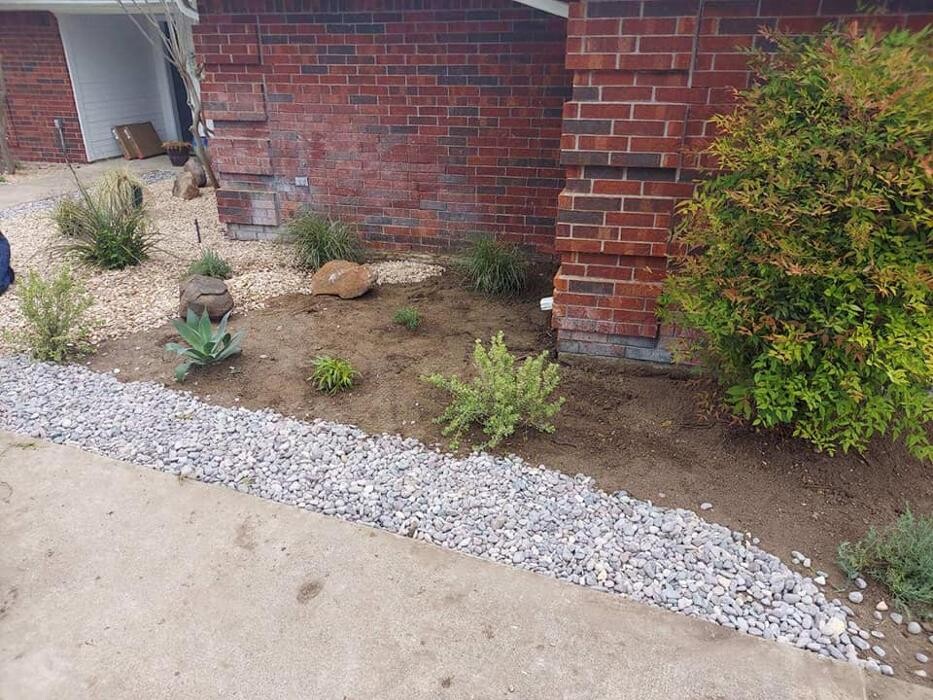Images DNA GOE Landscaping & Maintenance