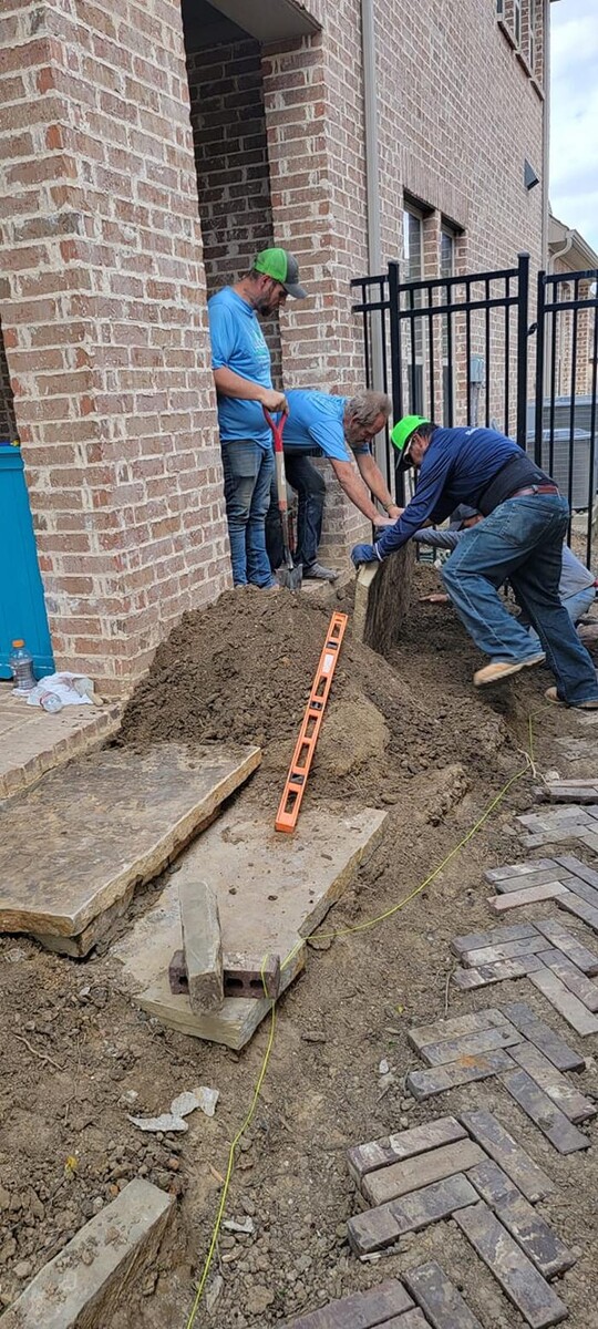 Images DNA GOE Landscaping & Maintenance