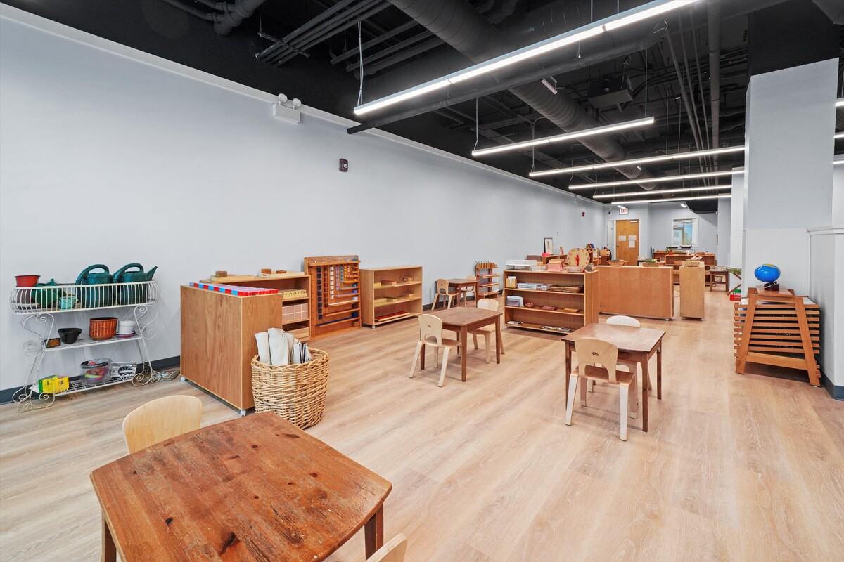 Images American Montessori Academy Andersonville
