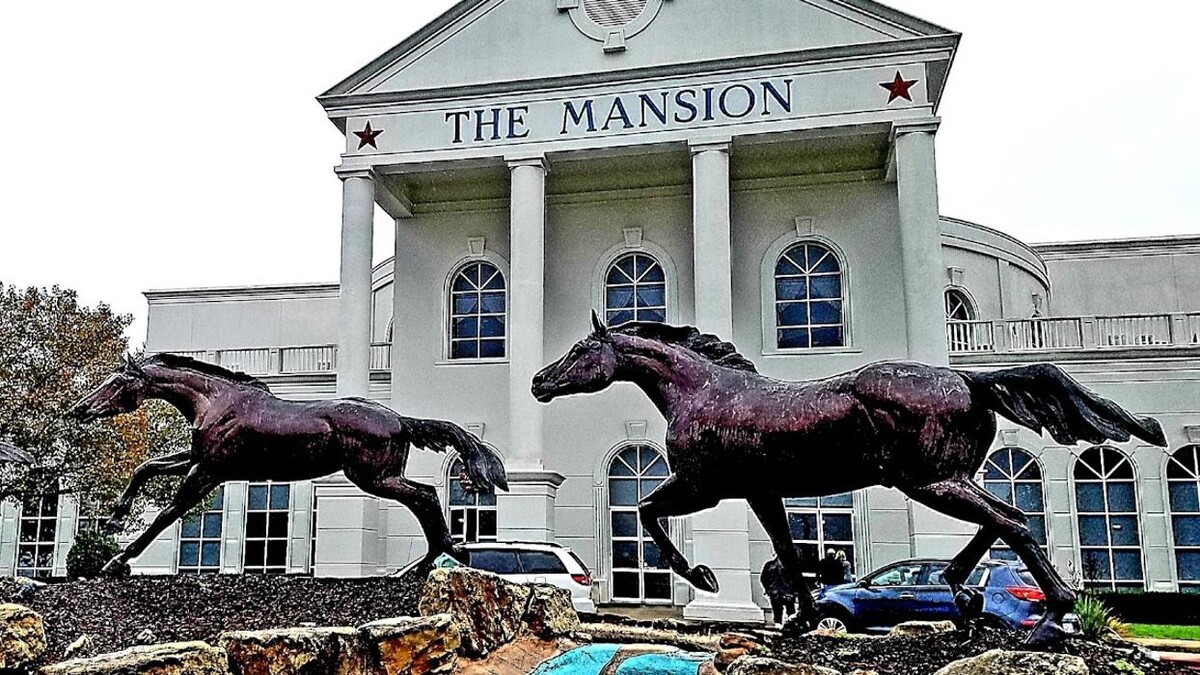 Images The Mansion Theatre