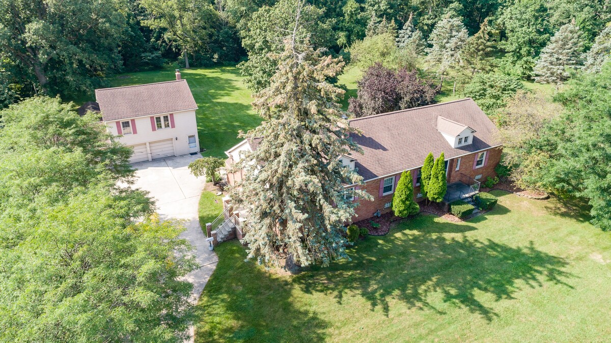 Images Mary Layton, Realtor- eXp Realty