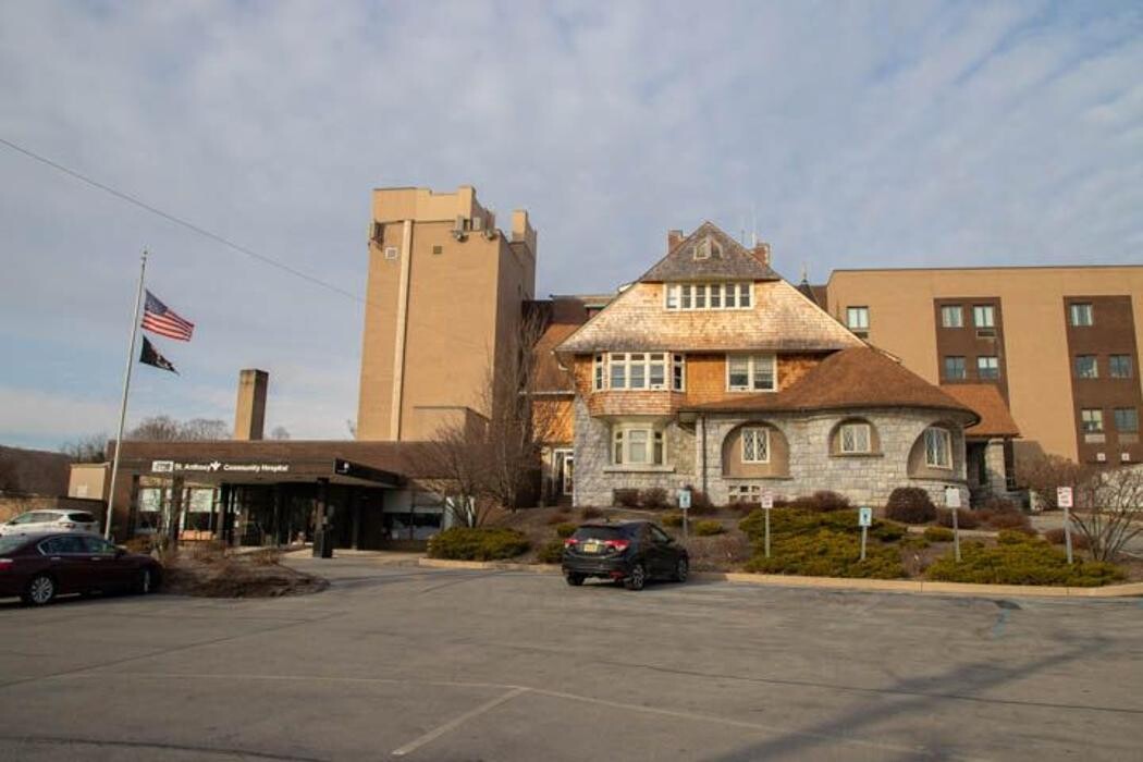 Images St. Anthony Community Hospital Total Joint Replacement Center